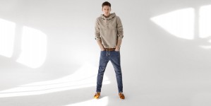 Men Nearly Spring 2012  © Pull and Bear